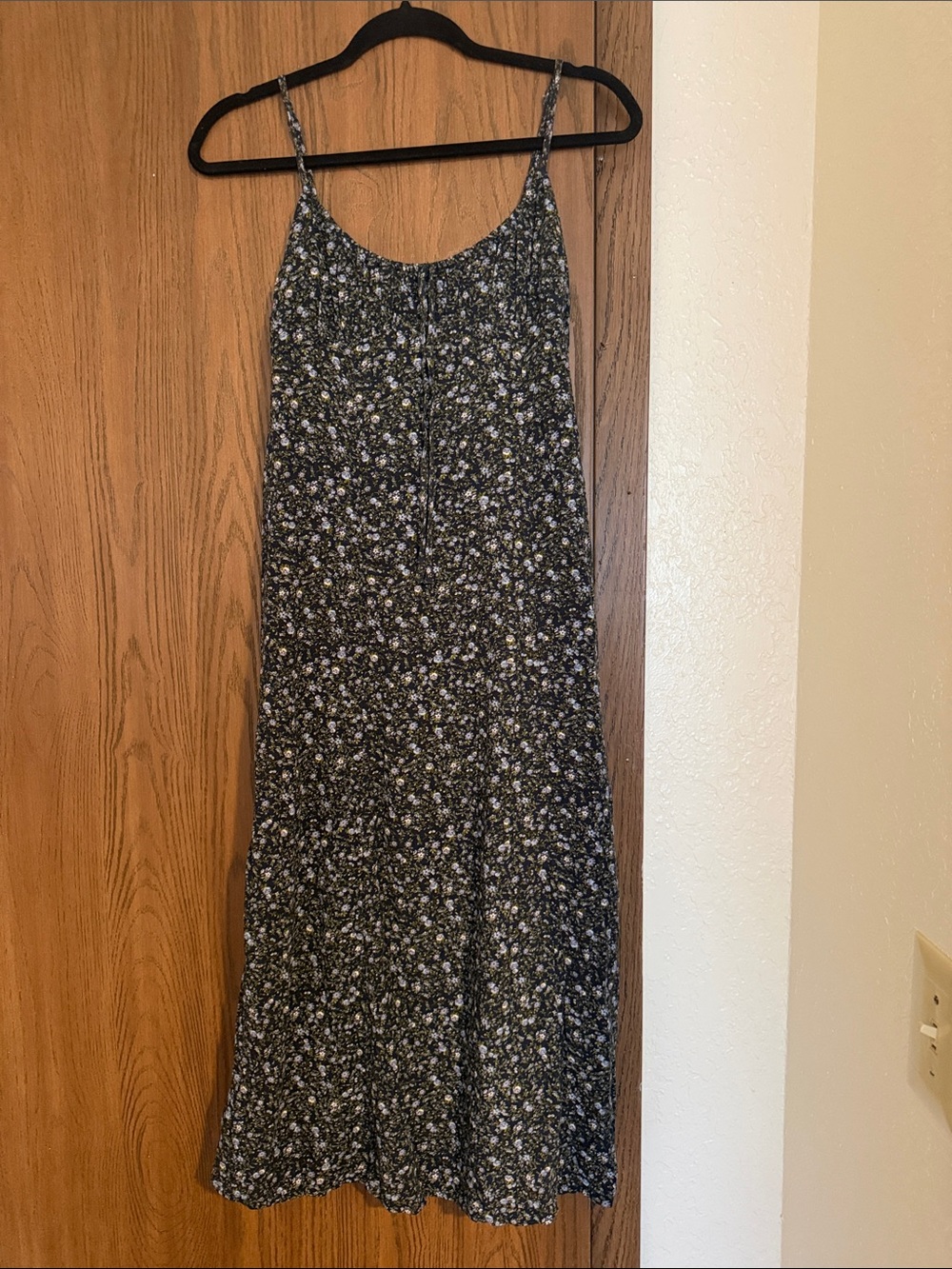 Nwt No Boundaries navy  Floral Strapless Slip Dress